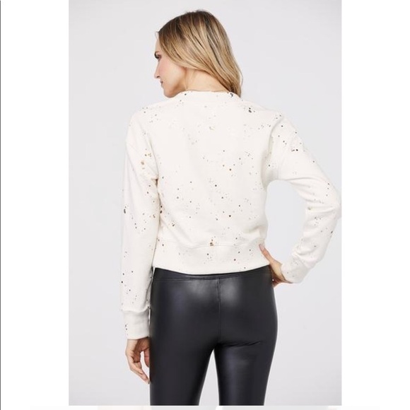 David Lerner Mia Speckled V-Neck Cropped Pullover - Picture 5 of 12